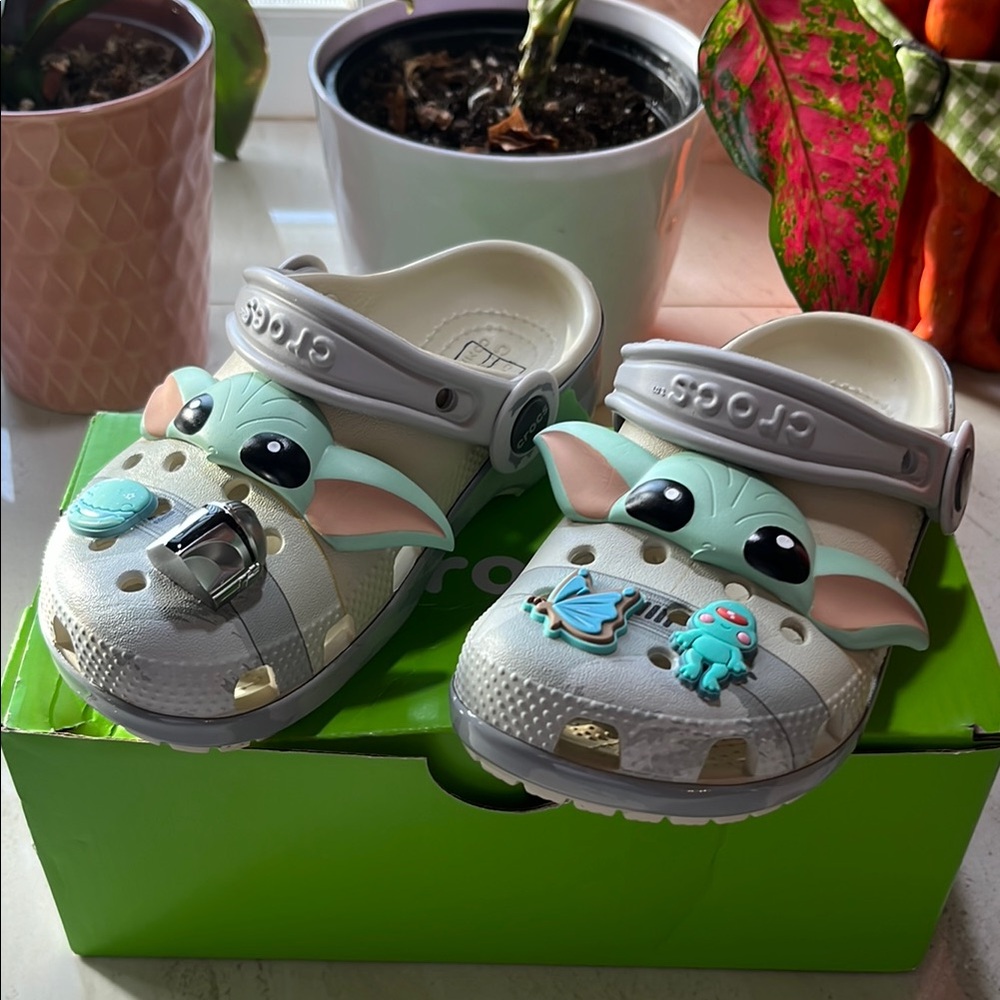 CROCS Gray Slippers Comfortable and Versatile
“Brand New “